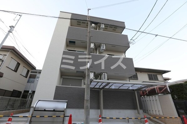 フジパレスJR吹田駅東の物件外観写真